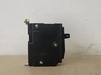 USED SQUARE D QO115