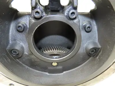 Hyster Drive Axle Power Steering Hub Removed From N30XMR2 Stand On Forklift