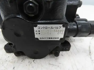 Nissan CWP02L25S Forklift Hydraulic Control Valve 21030-35599