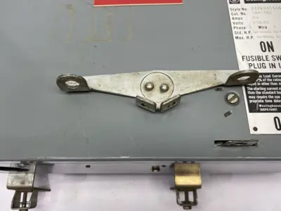 USED WESTINGHOUSE FUSIBLE PLUG-IN SWITCH UNIT TAP-362 60A 3-PHASE