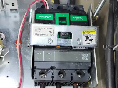 Used BENSHAW RB2-1-S-100-S-600-4-12-0000001 Switchgears British Columbia CA | Lenmark #1427042