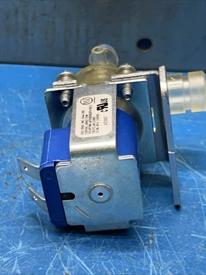 NEW Wilbur Curtis WC-844-101