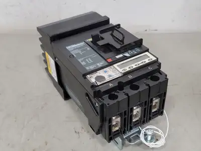 NEW SQUARE D HLA36060U53X