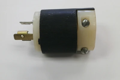 USED Hubbell 20 Amps, 125 Volts