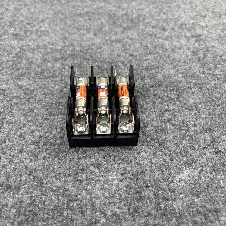 Used Ferraz Shawmut 30313R Fuse Accessories California US | Davliegogo LLC #1706195