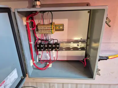 Containerized Foam Fire Suppression System w/ Deluge Valve, Potter Controls & Piping Manifold