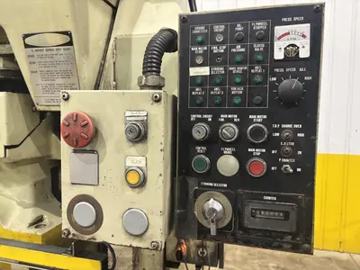 USED 1985 KOMATSU OBS60-2