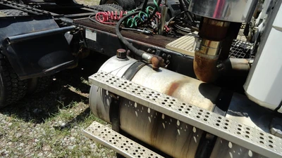 Used 2000 FREIGHTLINER FL112 Mobile Cranes Tennessee US | Ran Equipment #1398996