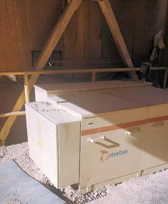 USED 2006 MESTO-NORDBERG HP800