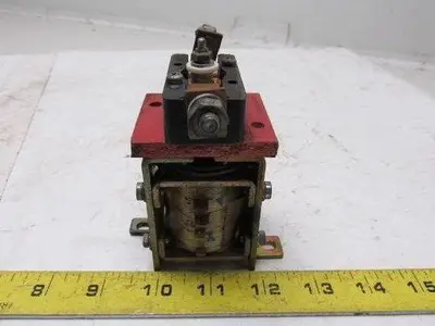 Prestolite Electric JAA4011A 24V Relay Contactor From a Raymond 019-E6OL Lift