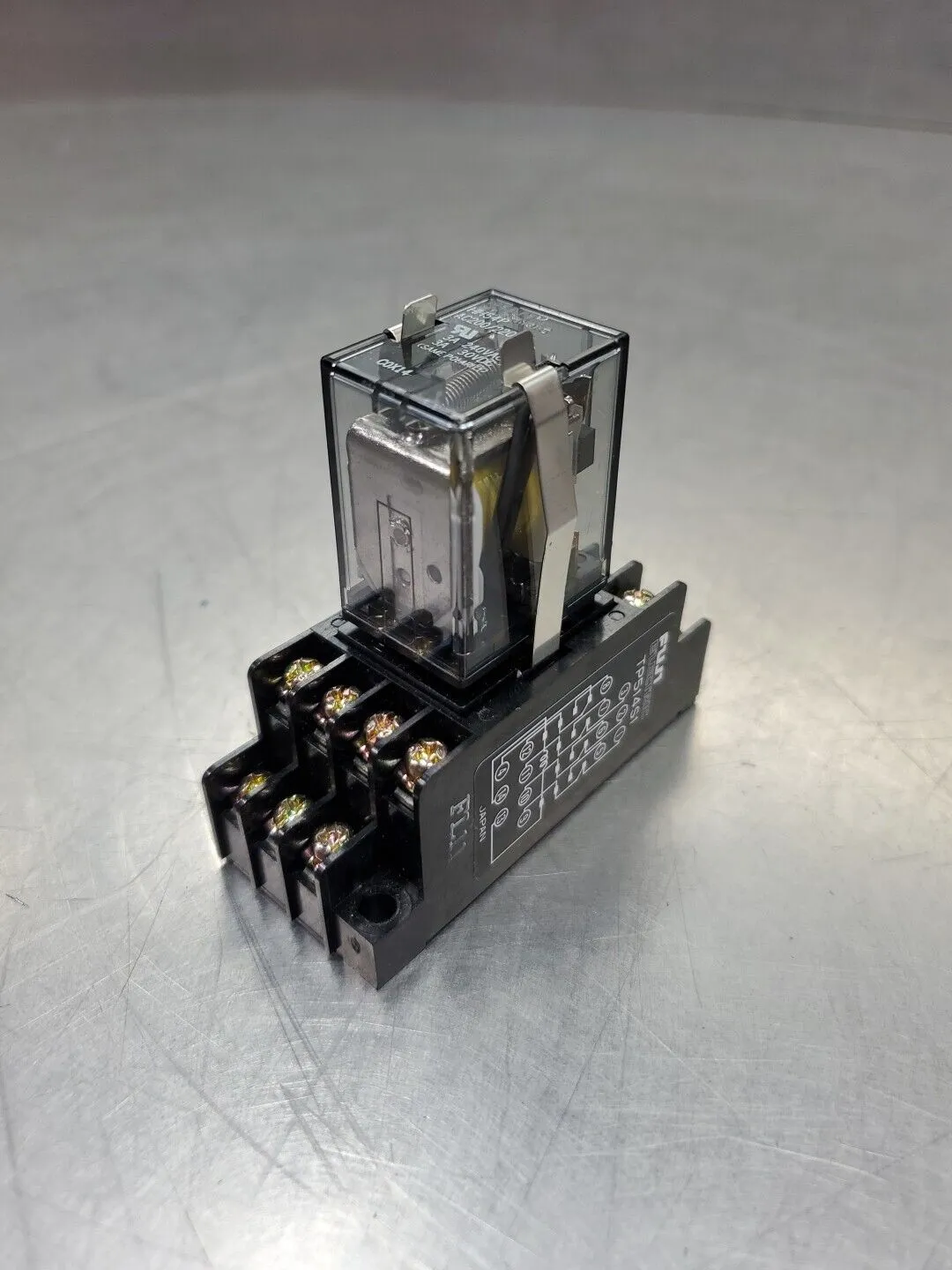 FUJI ELECTRIC TP514S1 Block w/HH54P 3A Relay. 4E-35