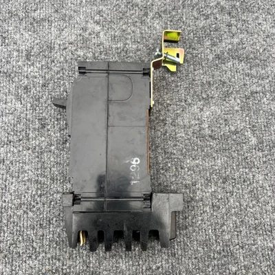 Used Square D ["FY14020", "FY14020A", "FY14020B", "FY14020C"] Circuit Breakers California US | Davliegogo LLC #1705862