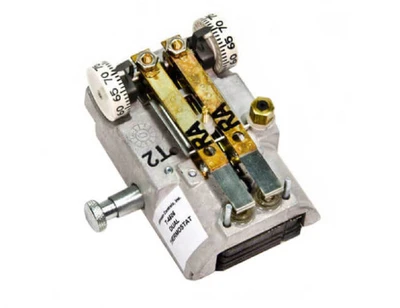 Johnson Controls T-4506-209 Reverse Acting Dual Temperature Pneumatic Thermostat [New]