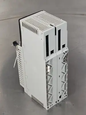 USED Schneider 140CPU67261