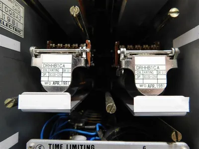 Fuji Electric DRTSA1PB Time Limiting Relay 15-180s and 1-10s Type DQBA2 Used