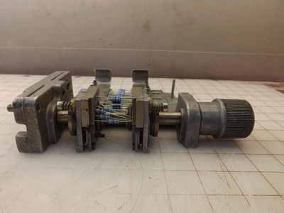 Used AMP _UNKNOWN_ Odd-Form Component Inserter Texas US | OCO Industrial #1601587