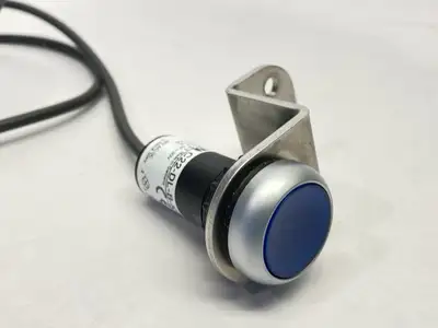 Used EATON COMPACT 22.5MM PUSHBUTTON BLUE MALE M12 4-PIN Relays & Switches | Maverick Industrial Sales #1100369