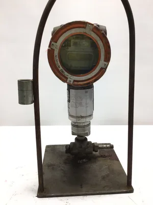 Schlumberger Industries PA3000-020-42-13-XX-XX-13 Pressure Transmitter 4-20mA