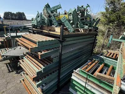 LOT OF ROLLER CONVEYOR