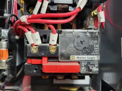 USED SQUARE D MODEL 6