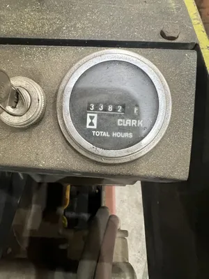 CLARK np300-40B Forklift Trucks | Midstate Machinery (7)