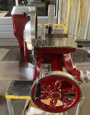 USED BERKEL 330M