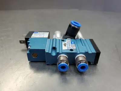 MAC 411AB0ADMDDAJ1JM= Valve w/DMBDDAJ1JM= Solenoid. 6D2