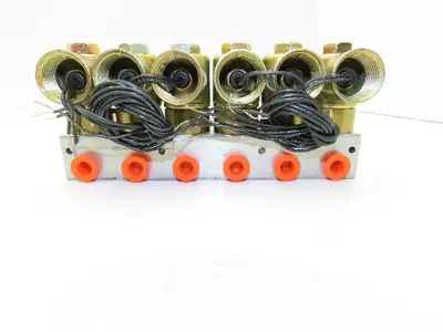 Honeywell Skinner 3121BBA6AVS6 Solenoid 6-Valve Manifold 12VDC 800 PSI 1/8" NPT