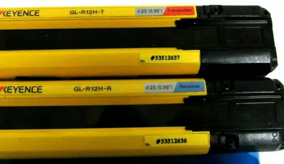 NEW KEYENCE GL-R12H LIGHT CURTAIN TRANSMITTER AND RECEIVER GLR12H