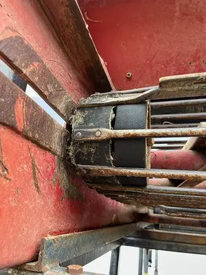 USED 1996 AMITY SM986