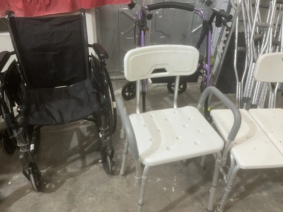 Used LARGE LOT OF WHEELCHAIRS CRUTCHES WALKERS AND SHOWER SEATS _UNKNOWN_ Home Care / Nursing Supplies Michigan US | Miedema Asset Management Group #1414871