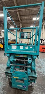 2008 Airman ENCL060 Track Drive Lift