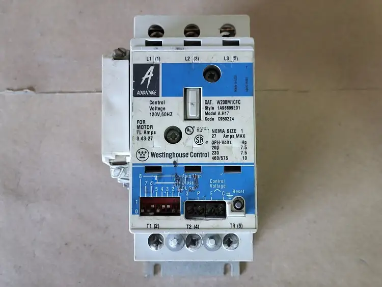 Used WESTINGHOUSE W200M1CFC Switchgears British Columbia CA | Lenmark #239029