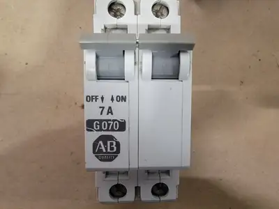 Used ALLEN-BRADLEY 1492-CB2-G070 Switchgears British Columbia CA | Lenmark #239229