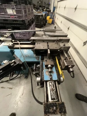 USED CLARKE & LEWIS CL200