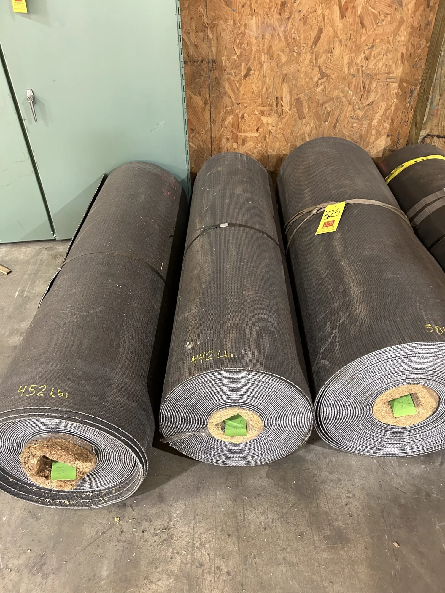 New 3 Rolls 59.5″ Rough Top Rubber Conveyor Belt 4mm x Approx. 300′