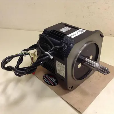 USED YASKAWA ELECTRIC USADED-13YRW11
