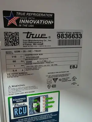 Used True Used 2019 30" True GDM-26-HC~TSL01 Reach In Refrigerated Glass Door Merchandiser Display Refrigerators Illinois US | Falcon Restaurant Supply #1375052