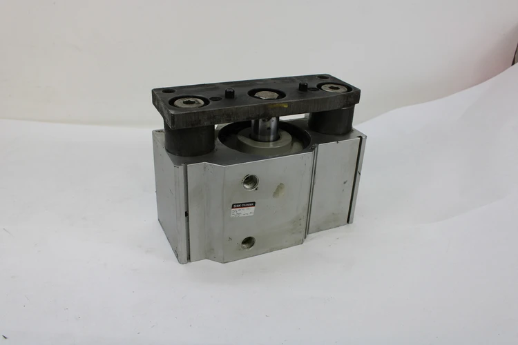 Used SMC MGQL100-50-Z73L-XC18 Bearings Kentucky US | Industrial Parts R Us Inc. #357621