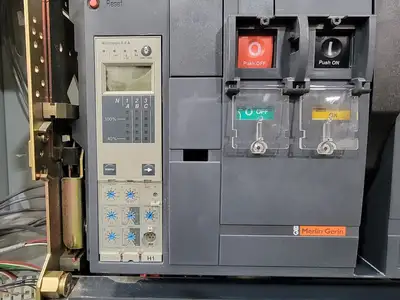 Masterpact Low-Voltage Switchgear Section w/ 3 x NW12H1 Air Circuit Breakers - Metal-Enclosed - NEMA 1 - 600V