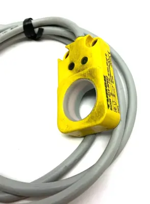 Turck BI20R-Q14-AP6X2 Inductive Ring Sensor 1406300 NO CONNECTOR