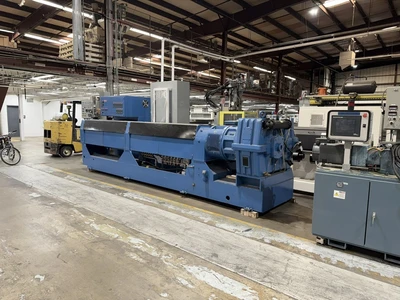 6" Davis Standard Extruder, 30:1 L/D, 300 HP AC Motor