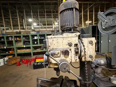 JET EQUIPMENT & TOOLS DRILL PRESS WITH VISE MA