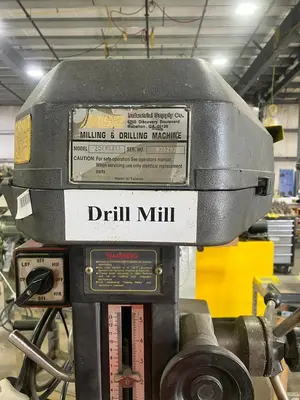 Used _UNKNOWN_ _UNKNOWN_ Milling & Drilling Machines (Combo) Minnesota US | Myron Bowling Auctioneers Inc #1541737