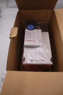 Allen Bradley Powerflex 525 25B-D017N104 AC Drive -NEW IN BOX - STOCK 5058CC