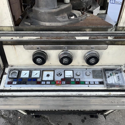 Fette Perfecta 2000 Kilmatex 28 Station Rotary Tablet Press
