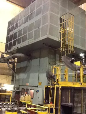 3000 TON AIDA MODEL FMX-L2-3000 SSDC LINK DRIVE PRESS