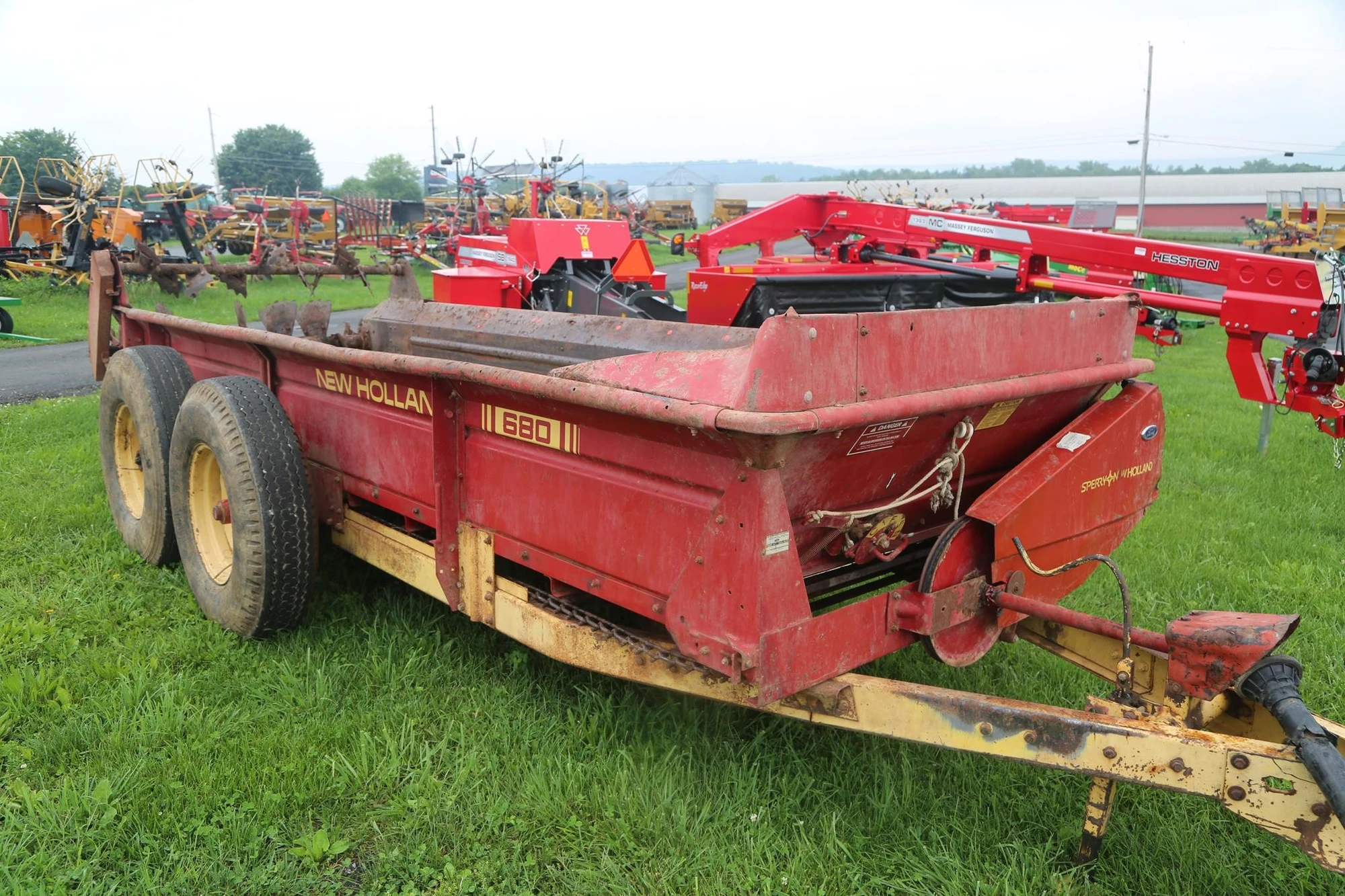 Used NEW HOLLAND 680 Manure Spreaders Pennsylvania US | Zimmerman Farm Service #1421082