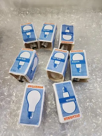 SYLVANIA LIGHT BULB 40W 120V (LOT OF 8)