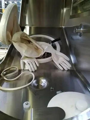 316L SS Glove Box High Vacuum Carlisle